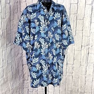 AIGLE Blue and White Floral Hawaiian‎ Shirt Size XL